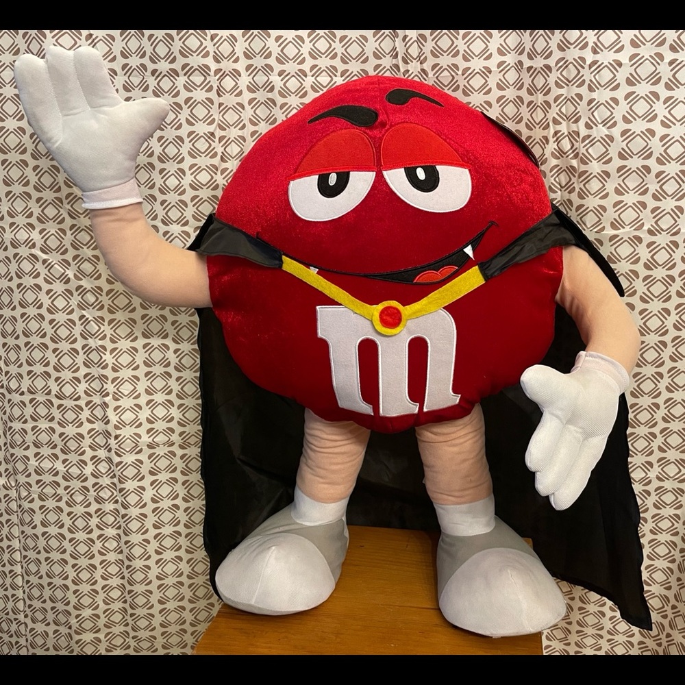 2011’ Large 2ft Plush Red M&M’s Halloween Dracula Greeter